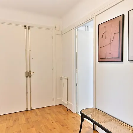Lejlighed Neuilly-sur-seine, Cocon Familial